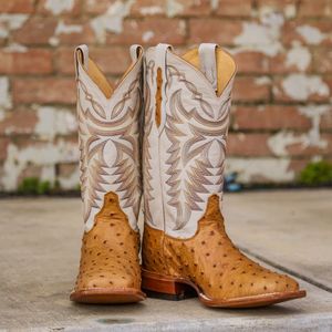 Image post by @justinboots_ on Instagram