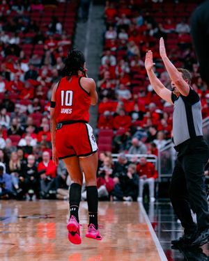 Image post by @packwomensbball on Instagram