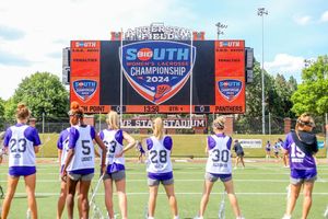 Image post by @hpuwlax on Instagram