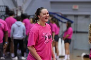 Image post by @leeuvolleyball on Instagram