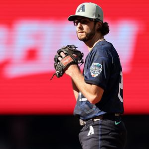 Image post by @dbacks on Instagram