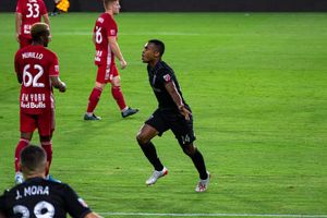 Image post by @dcunited on Twitter