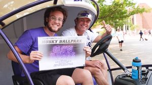 Image post by @UW_Baseball on Twitter