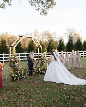 Image post by @southernsparkleweddings on Instagram