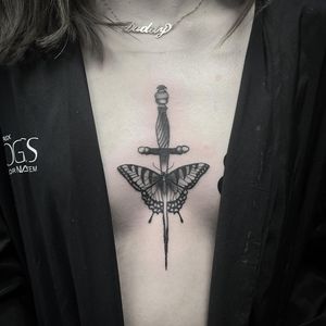 Image post by @jessfoxtattoos on Instagram