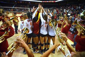 Image post by @uscwomensvolley on Instagram