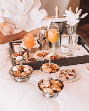 Image post by @hotelmadero on Instagram