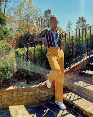 Image post by @deanthonyofficial on Instagram