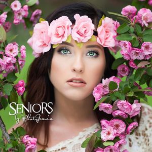 Image post by @seniorsbyphotojeania on Instagram