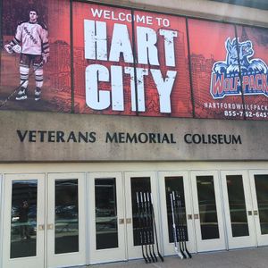 Image post by @hartford_wolfpack on Instagram