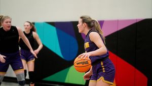 Image post by @UNIwbb on Twitter