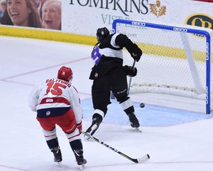Image post by @readingroyals on Instagram