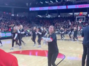 Image post by @gobearcatslax on Instagram