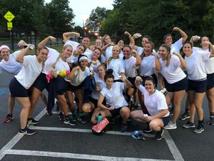 Image post by @leeusoftball on Instagram