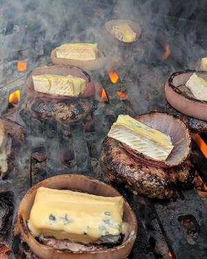 Image post by @kalamazoogrills on Instagram