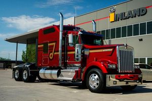 Image post by @inlandkenworthus on Instagram