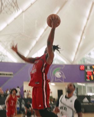 Image post by @aeblhoops on Instagram