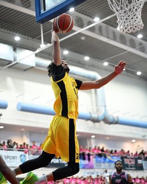 Image post by @mcrgiants on Instagram