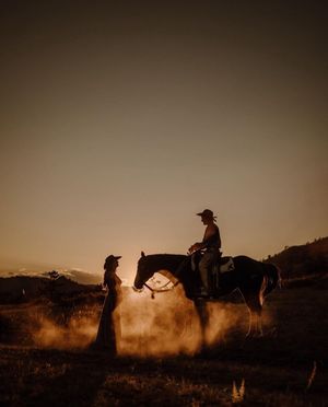 Image post by @cowgirlmagazine on Instagram