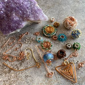 Image post by @beadcache on Instagram