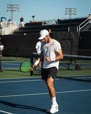 Image post by @vcumtennis on Instagram