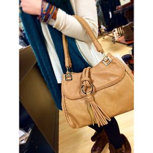 Image post by @shopoutoftown on Instagram