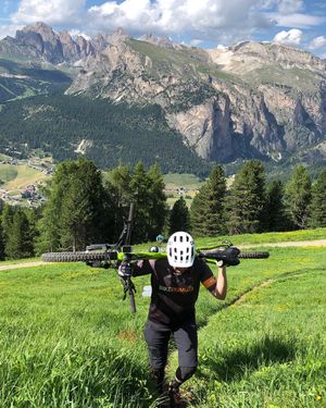 Image post by @bikerumor on Instagram