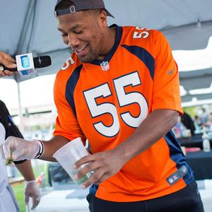 Image post by @broncosofffield on Instagram