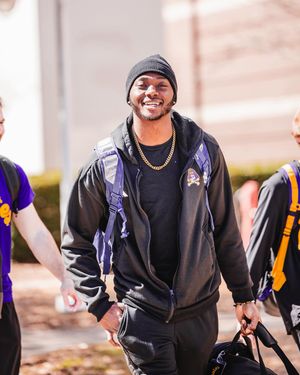 Image post by @ecubasketball on Instagram