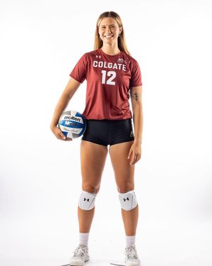 Image post by @carlie.rez on Instagram