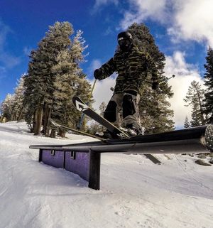 Image post by @sierra_at_tahoe on Instagram