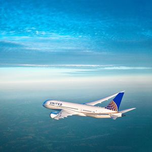 Image post by @united on Instagram