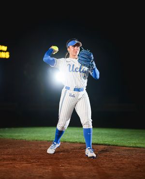 Image post by @uclasoftball on Instagram