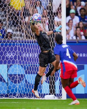 Image post by @chicagoredstars on Twitter