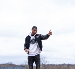 Image post by @golden_grizzlies on Instagram