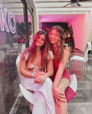 Image post by @charlottezta on Instagram