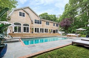 Image post by @kimberleyctaylor on Instagram