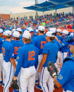 Image post by @GatorsBB on Twitter