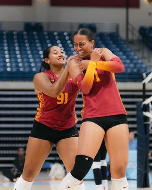 Image post by @uscwomensvolley on Instagram