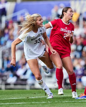 Image post by @uw_wsoccer on Instagram