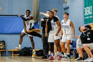 Image post by @itchenbball on Instagram