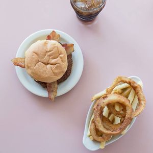 Image post by @visitoverlandpark on Instagram