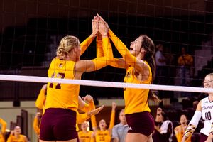 Image post by @CMUVolleyball on Twitter