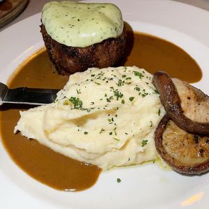 Image post by @5280foodiez on Instagram