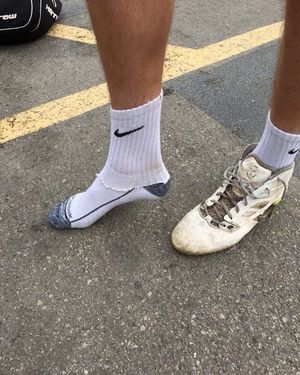 Image post by @washeduplaxbros on Instagram