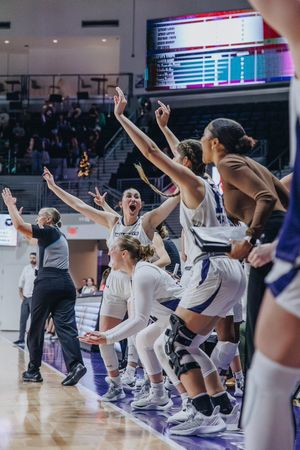 Image post by @ACUWBB on Twitter