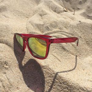 Image post by @faroutsunglasses on Instagram