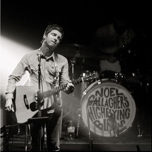 Image post by @thewarfield on Instagram