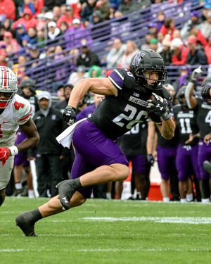 Image post by @nufootball on Instagram