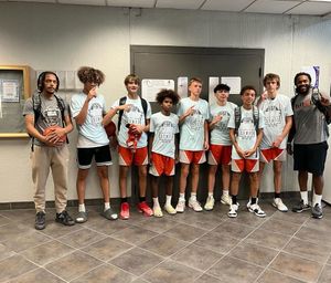 Image post by @gbodhoopz on Instagram